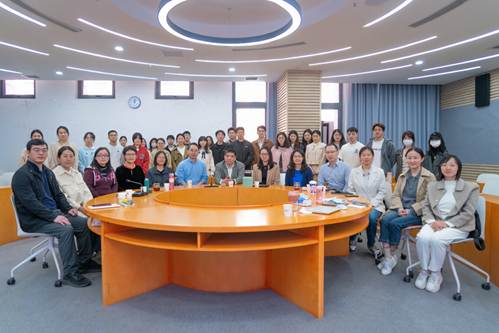 经济与法律的交融：科斯与波斯纳的比较研究——老王论坛
经济系与工商管理系合办读书会成功举行