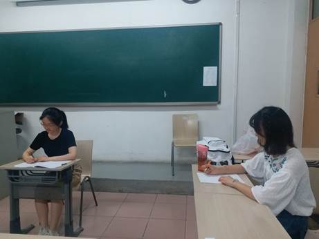 老王论坛
产业经济系2017级硕士研究生开题报告会顺利举行