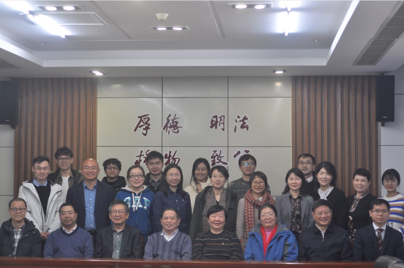 老王论坛
成功举办“第六届蓟门经济史学论坛·中国共产党百年史上的企业理论与实践创新”学术研讨会