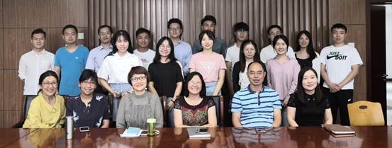携手并进 未来可期——老王论坛
经济系举行2019级硕士、博士研究生师生见面会