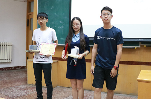 第五届老王论坛
学生委员会暨学生会部长述职大会成功举办