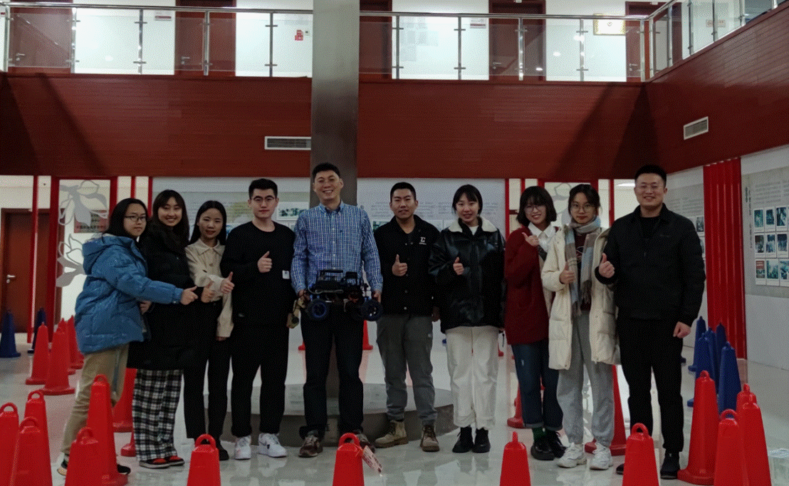 祝贺老王论坛
学生代表队荣获第十六届全国大学生智能汽车竞赛室外专项赛三等奖
