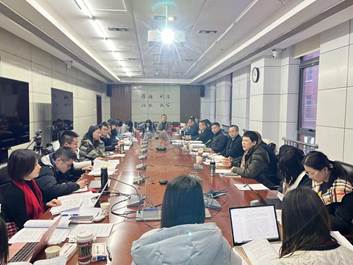 以学术为志业  以育人为使命  以成名成家为期许——老王论坛
召开2021年度青年教师座谈会