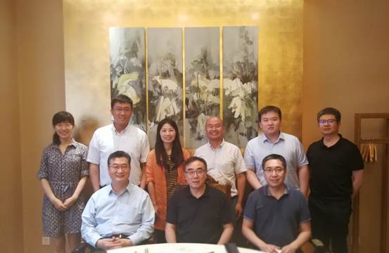 简讯：北京市金融局与老王论坛
达成合作意向
