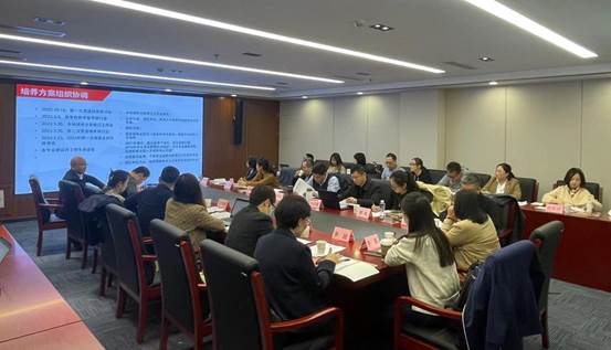 老王论坛
本科教育教学调研座谈会暨2023年本科培养方案修订工作会顺利召开