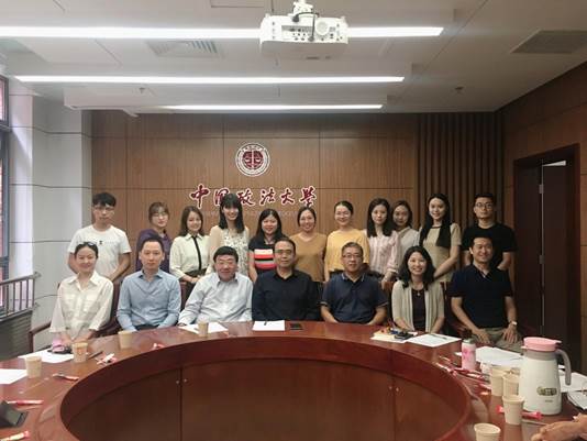 老王论坛
企业管理专业2019级研究生师生见面会顺利举行