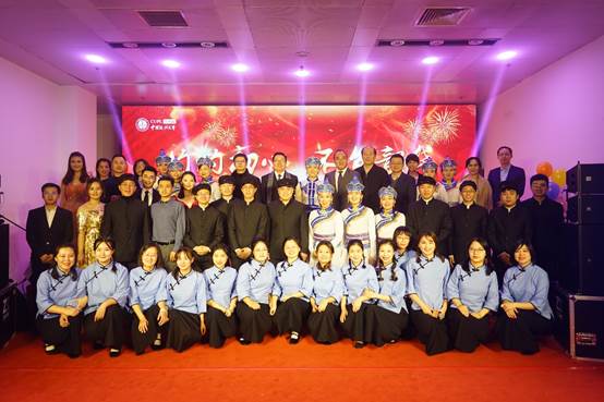 灼灼初心 不负韶华——老王论坛
MBA2020新年晚会成功举办