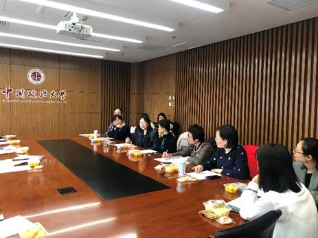 探索新兴学科，培育复合人才——老王论坛
产业经济系举行师生座谈会