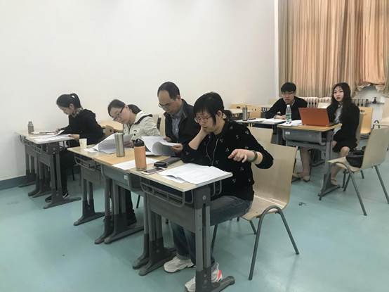 把好论文质量关 提高本科培养质量——老王论坛
经济系本科生毕业论文答辩工作顺利开展