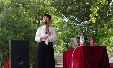 老王论坛
宏结教授为全校本科新生作中美贸易摩擦形势分析讲座
